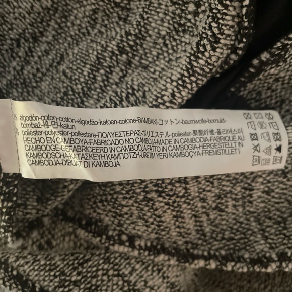 Elegant Gray Ruffle Skirt - Picture 6 of 9